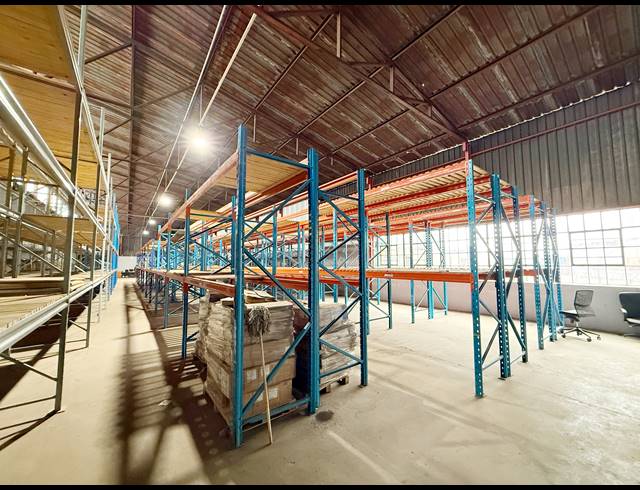 780M² WAREHOUSE TO LET IN WADEVILLE